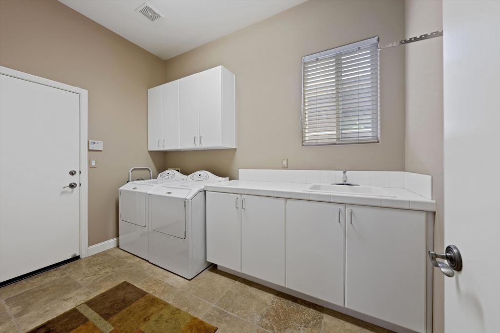 PGA Greg Norman - Residential