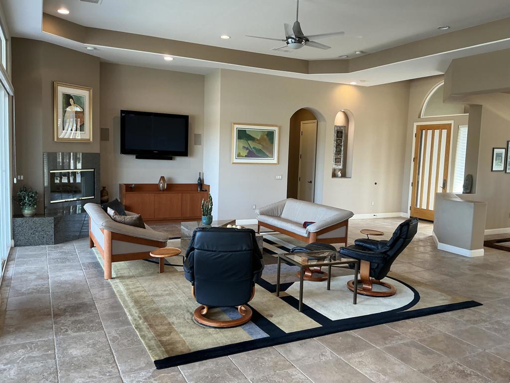 PGA Greg Norman - Residential