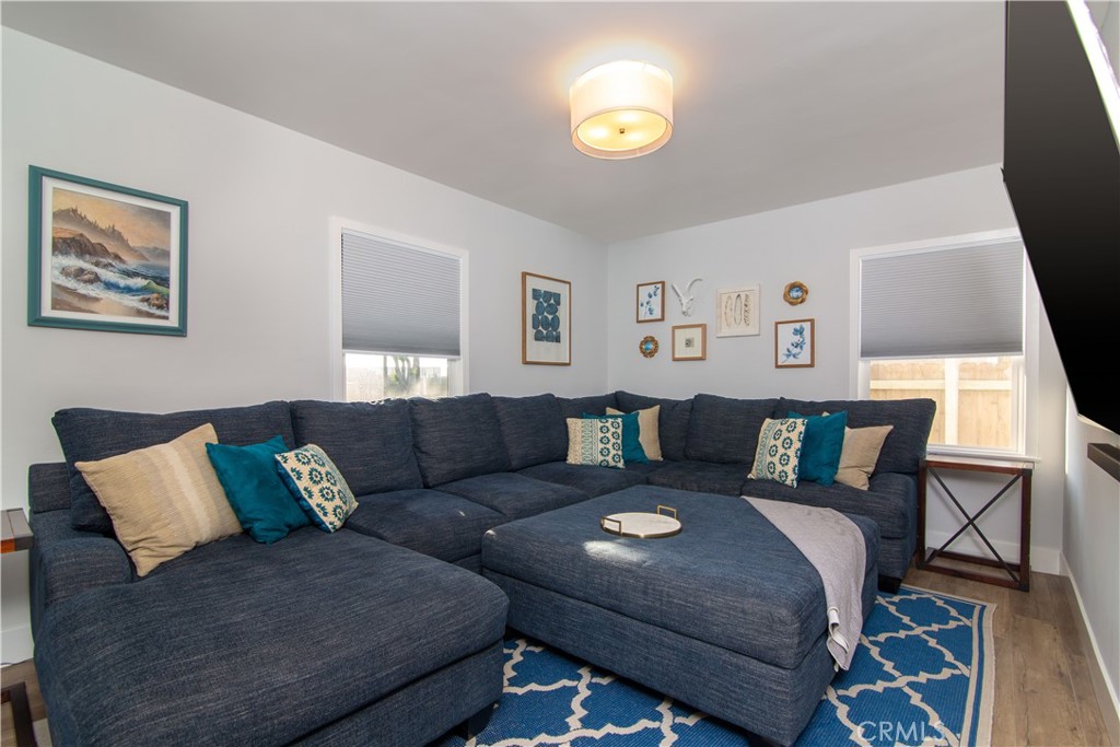 3820 Clark