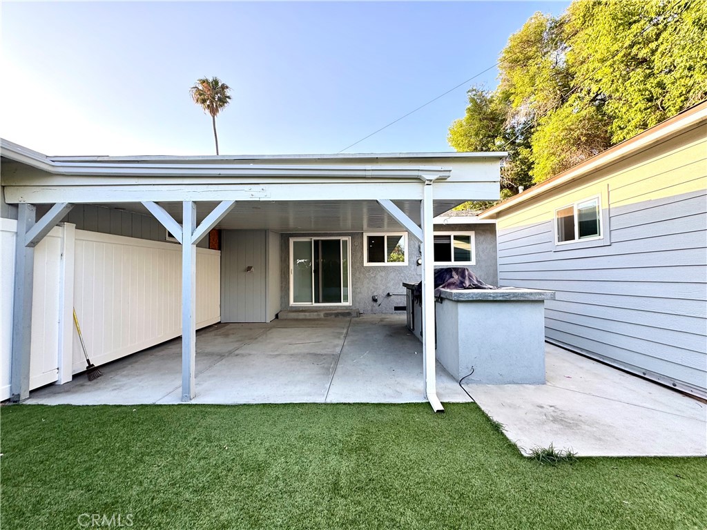 4628 W Simmons Avenue