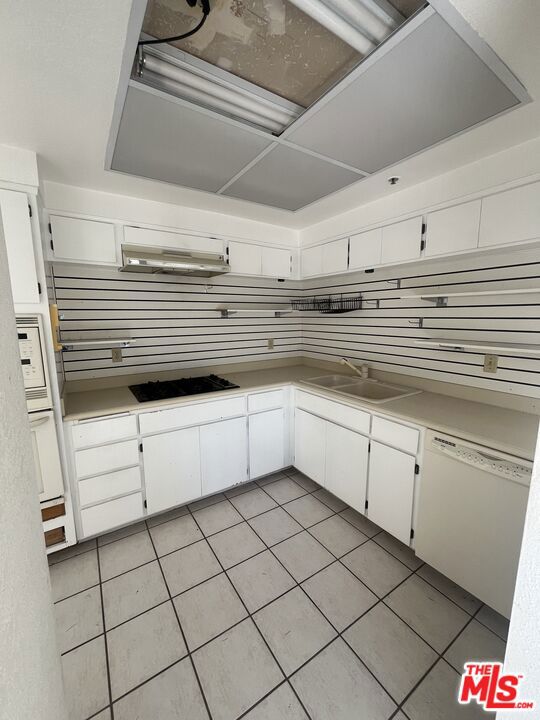 Village Racquet Club - Residential