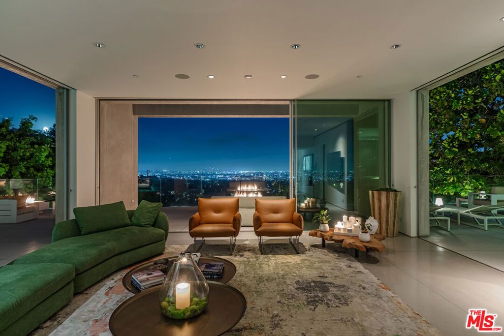 Photo of 1288 Angelo Drive, Beverly Hills, CA 90210 (MLS # 26672357)