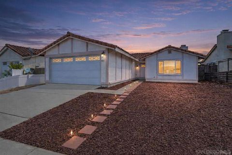 7427 Kamwood St San Diego CA 92126