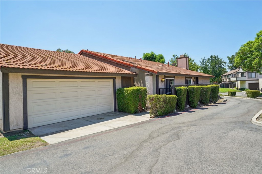 Come see this amazing 3 bed, 2 bath condo. Owner has done quite a few upgrades since it was last on the market. Located close to freeway access and shopping centers. Aside from the usual HOA amenities, this one also includes trash and water! Unit is also situated very close to the street for convenient street access. Enjoy a nice cup of coffee or BBQ in your private patio. Schedule a private tour today and come make this condo your home!