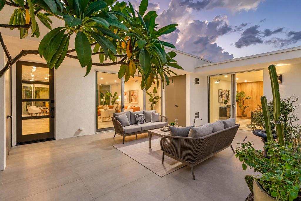 80 Lakeview Drive