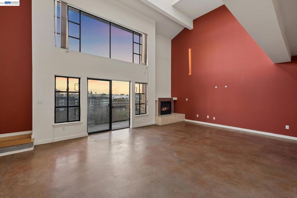 850 W GRAND AVE 14