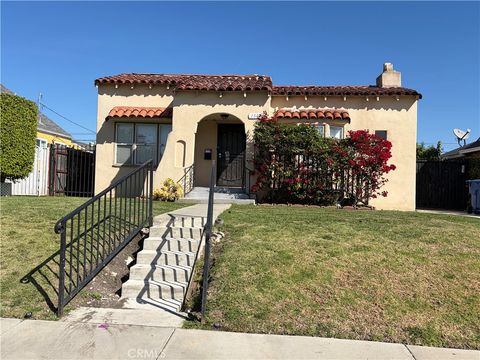 Photo of 2303 W 75th Street, Los Angeles, CA 90043 (MLS # OC26060907)