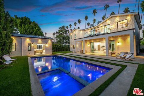 4425 Atoll Avenue Sherman Oaks CA 91423