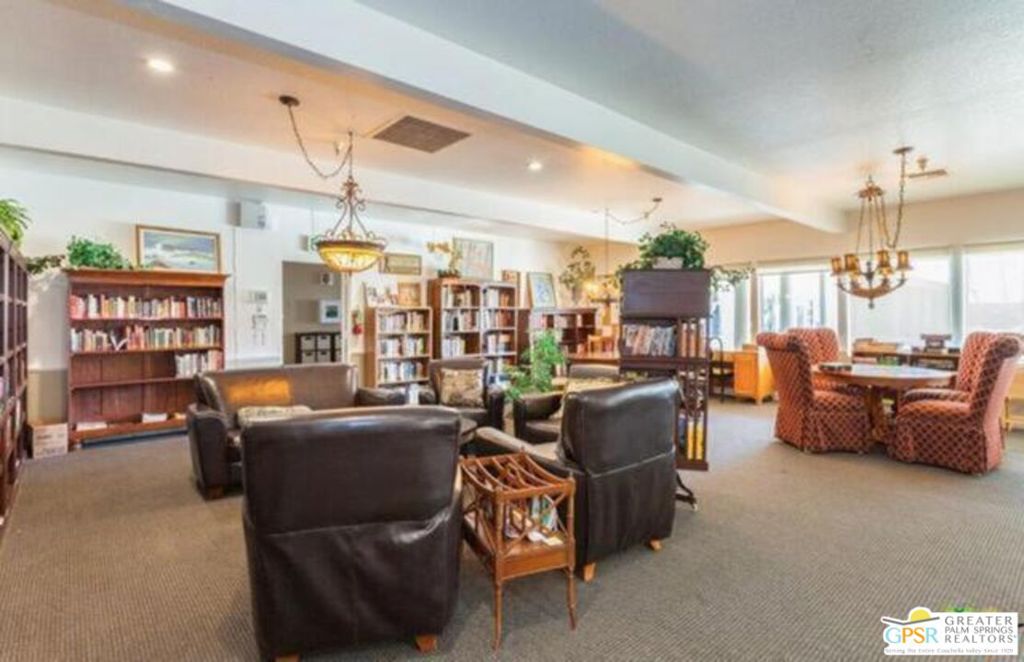 Hidden Springs - Manufactured In Park