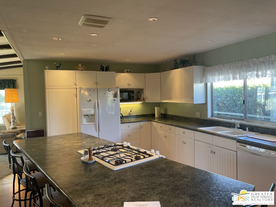 Hidden Springs - Manufactured In Park