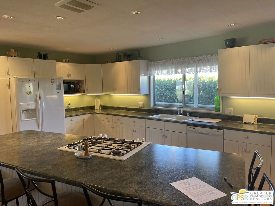 Hidden Springs - Manufactured In Park