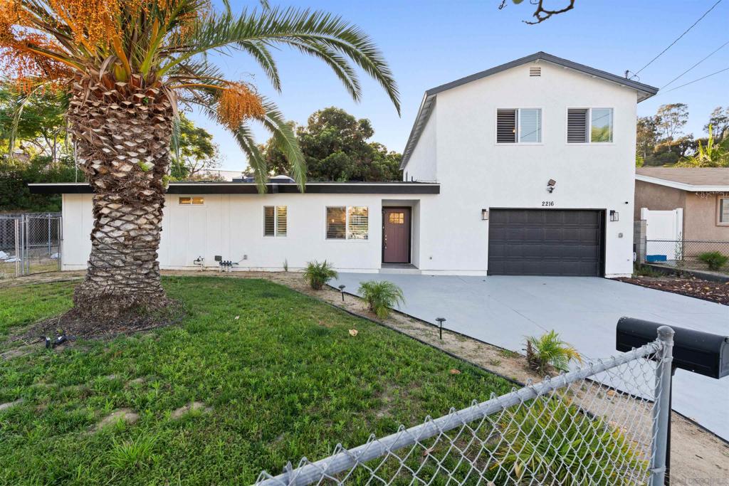 2216 Calle Chanate