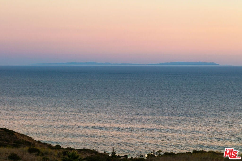 Photo of 24624 Blue Dane Lane, Malibu, CA 90265 (MLS # 26999085)