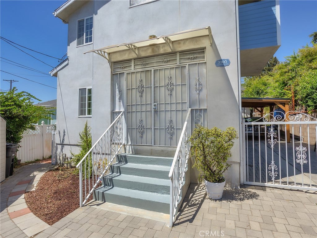 3305 Community Avenue