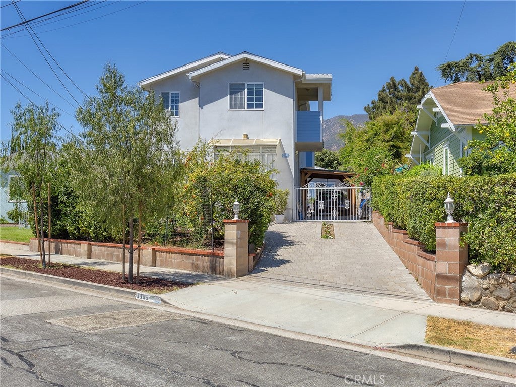 3305 Community Avenue