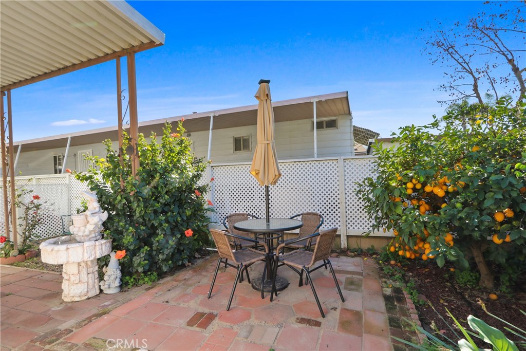 4095 Fruit Street 538