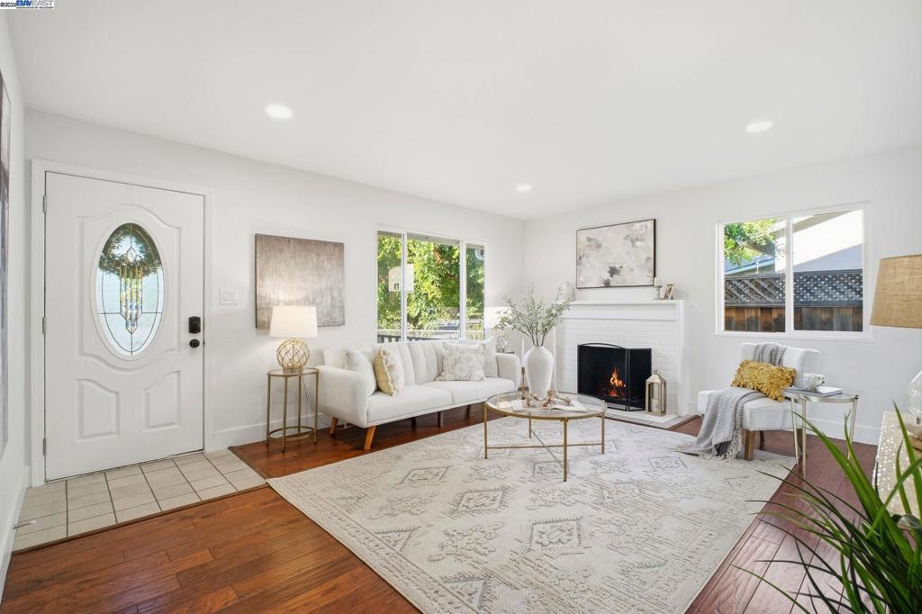 STEVENSON - Residential