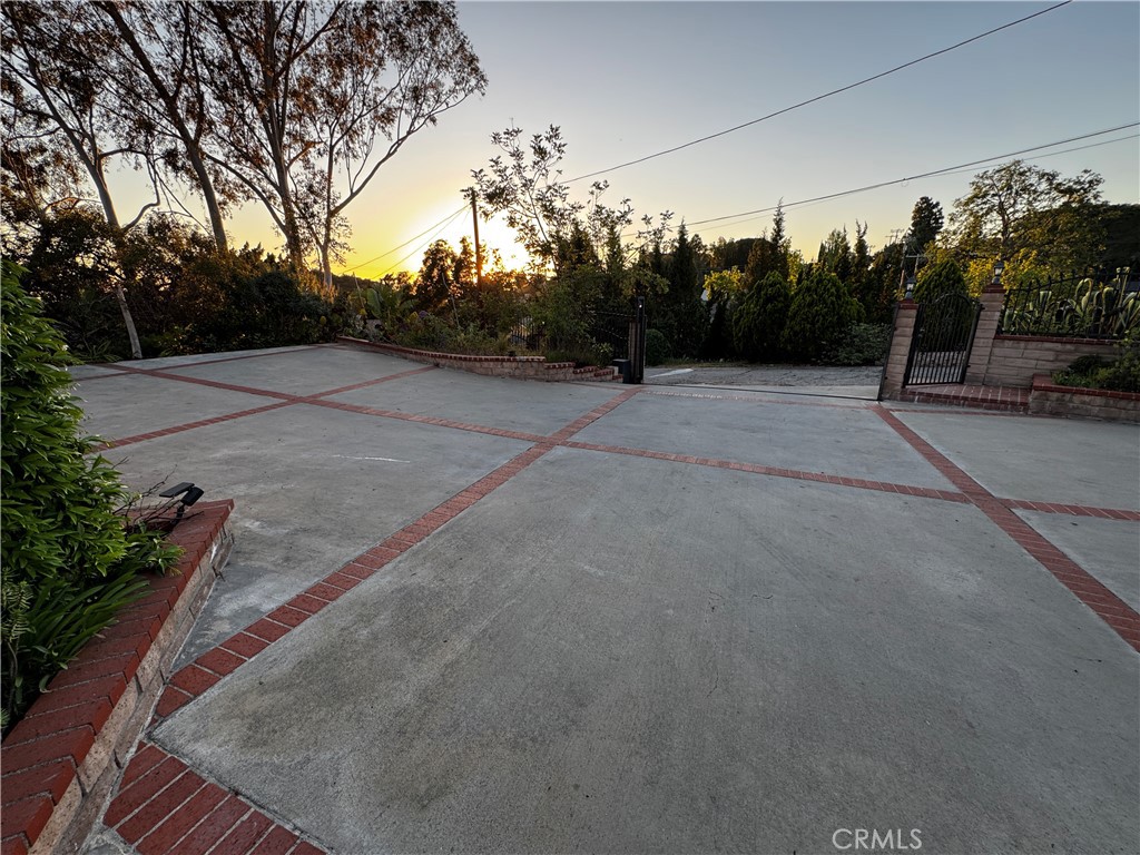 Properties 2 9448 Charrick Drive