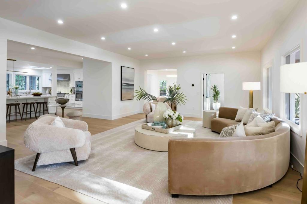 125 Los Altos Avenue