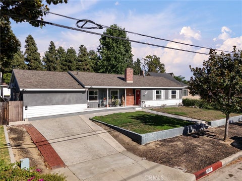 Photo of 5808 Magnolia Avenue, Whittier, CA 90601 (MLS # PF26187166)