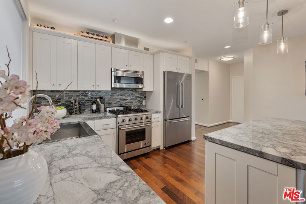 20 Catamaran Street 103