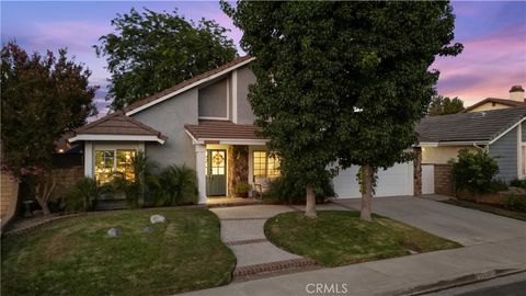 25538 Via Heraldo Valencia CA 91355