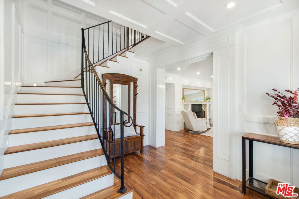 3726 Laurel Canyon Boulevard