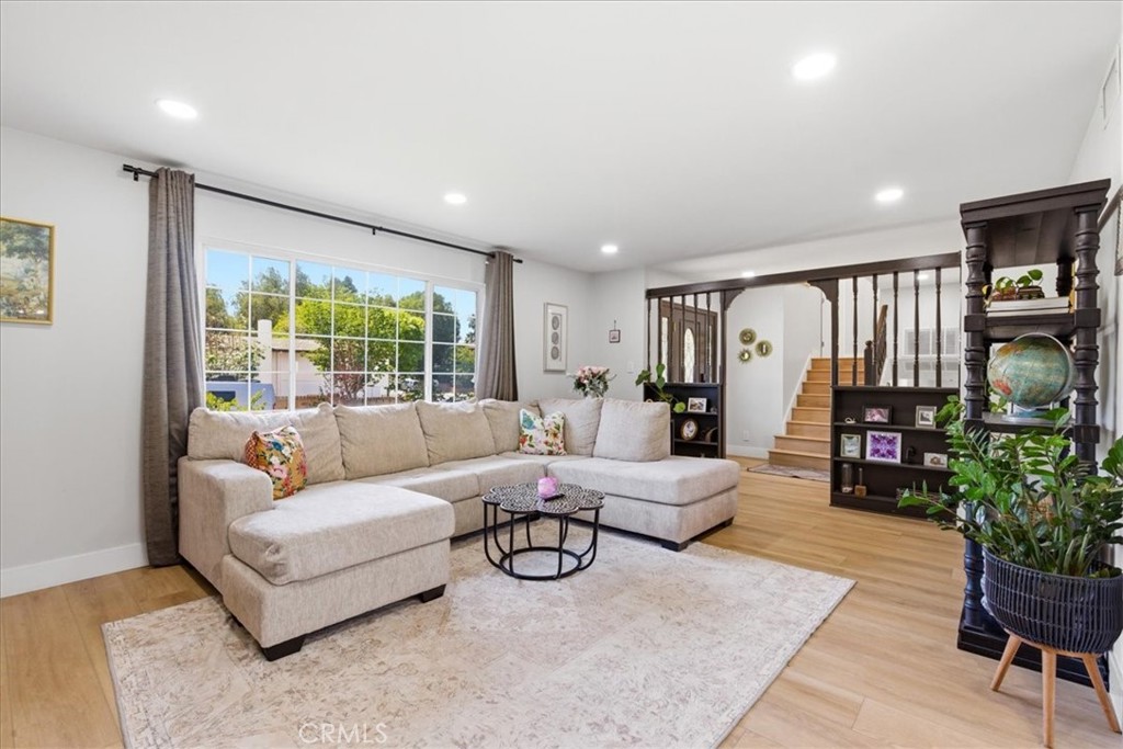 26434 Fairgate