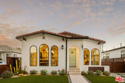 Photo of 4241 Beethoven Street, Los Angeles, CA 90066 (MLS # 26854977)