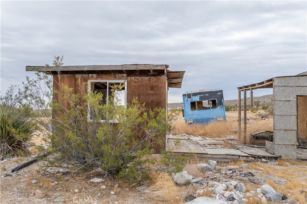 Discover endless potential on this spacious 4.42-acre parcel located in the peaceful area of Lucerne Valley. This property offers wide-open space, stunning desert views, and includes an existing structure on-site.
Whether you're looking to build your dream home, establish a private retreat, or invest in land with growth potential, this property provides a versatile canvas with room to grow.
Buyer to verify zoning, permits, utilities, and all aspects of property development to their satisfaction.
Don't miss this chance to own a large piece of Southern California land with endless possibilities.