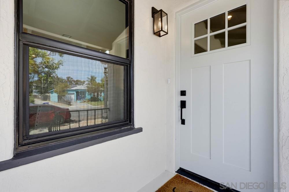 4620 Altadena Ave