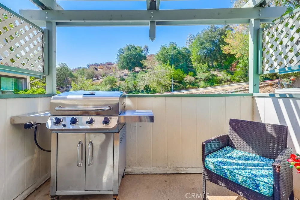 Sunland, California 91040, United States, 2 Bedrooms Bedrooms, ,2 BathroomsBathrooms,Residential,Active,198466