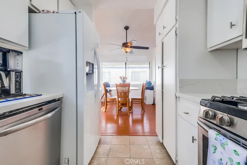 Sunland, California 91040, United States, 2 Bedrooms Bedrooms, ,2 BathroomsBathrooms,Residential,Active,198466