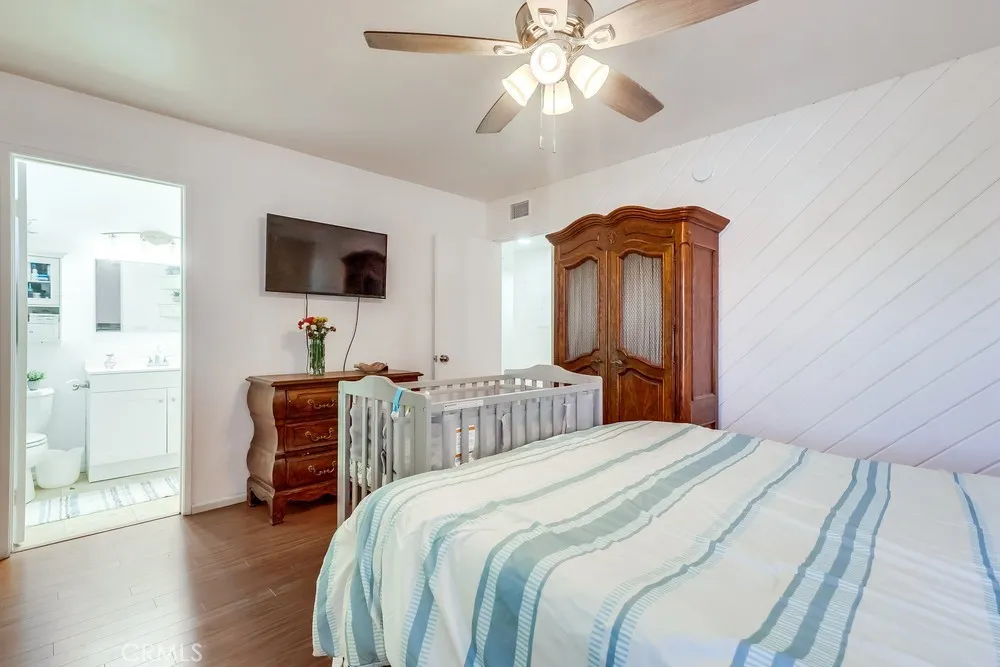 Sunland, California 91040, United States, 2 Bedrooms Bedrooms, ,2 BathroomsBathrooms,Residential,Active,198466