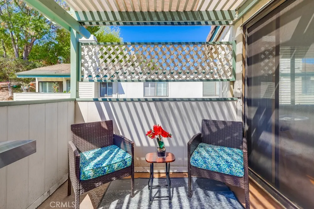 Sunland, California 91040, United States, 2 Bedrooms Bedrooms, ,2 BathroomsBathrooms,Residential,Active,198466