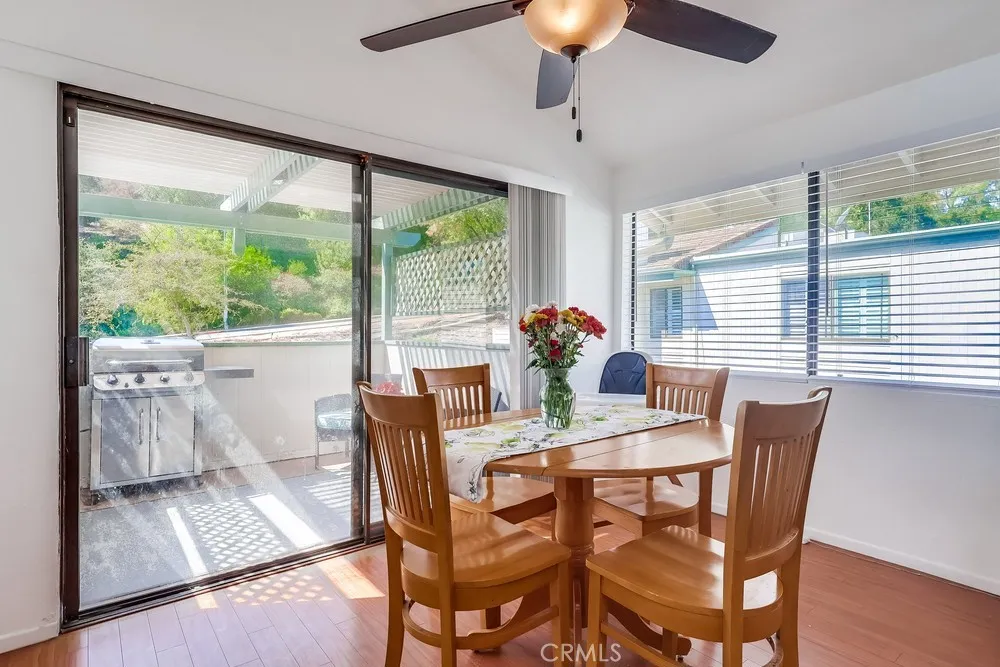 Sunland, California 91040, United States, 2 Bedrooms Bedrooms, ,2 BathroomsBathrooms,Residential,Active,198466