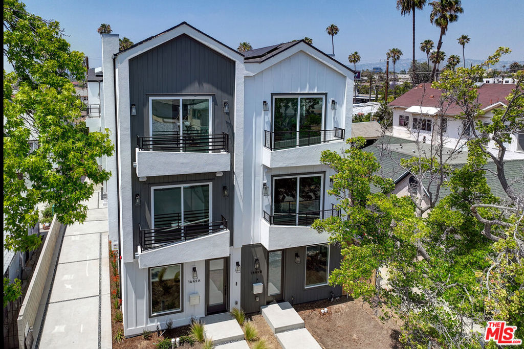 1445 S Redondo Boulevard