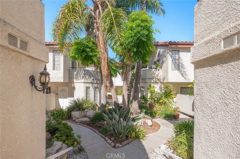 Photo of 4021 W 182nd St #H, Torrance, CA 90504 (MLS # SB26225390)