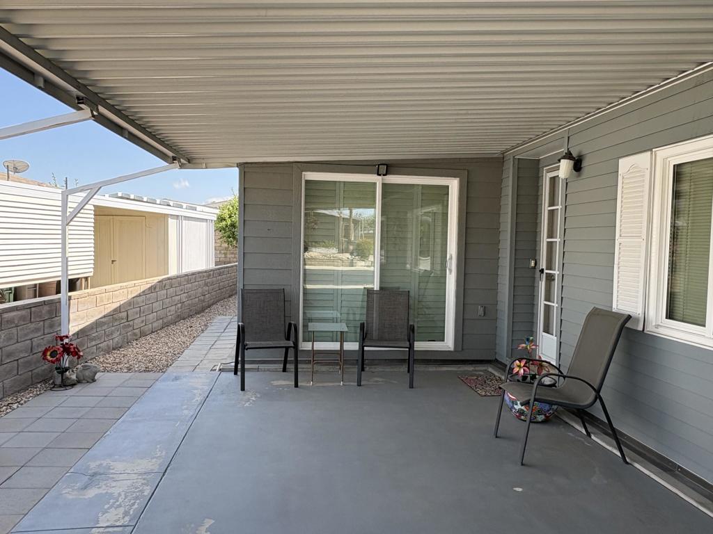 39049 Desert Greens Drive E