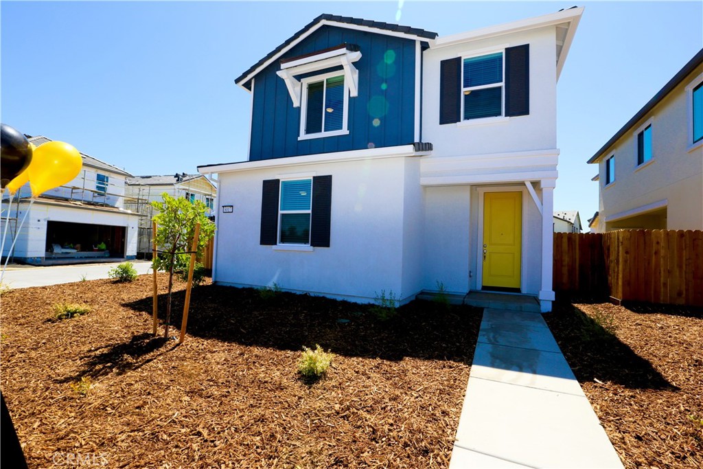 Fantastic new 2 story home for lease with 5 bedrooms, 3 baths. One bedroom is conveniently located downstairs with full bath. The kitchen has beautiful quartz counter tops and upgraded appliances. The master suite is large and has its own bathtub and separate shower. This lease includes washer and dryer, upgraded refrigerator.
Great Location, large backyard, and close to the shopping mall. Come see this home while it's still available. Owner is a California Real Estate Broker.