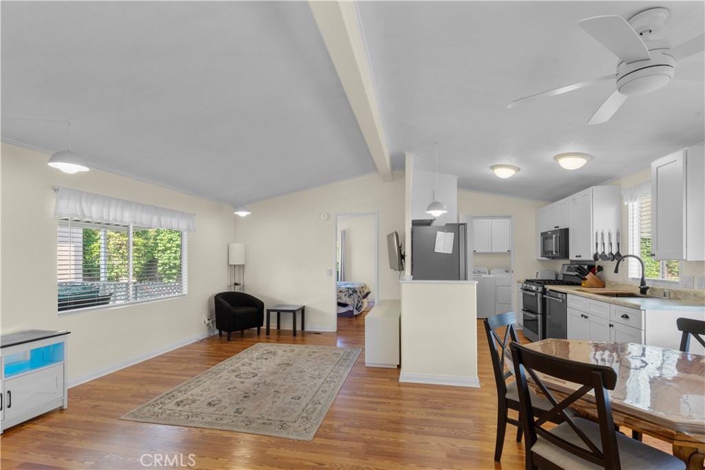 15111 Pipeline Avenue 14