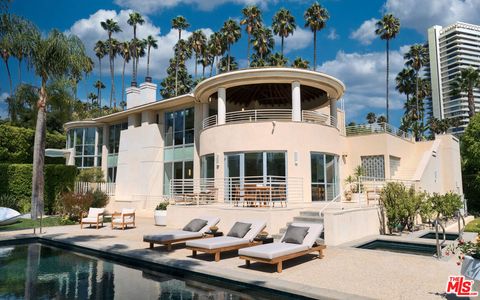 Photo of 816 Monte Leon Drive, Beverly Hills, CA 90210 (MLS # 26661287)