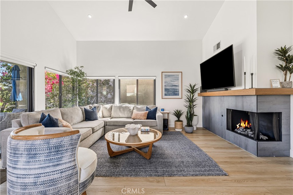 Santa Rosa Cove CC (31355) - Residential Lease