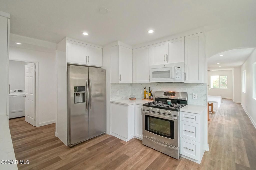 Photo of 1520 W 107th Street, Los Angeles, CA 90047 (MLS # 225002675)