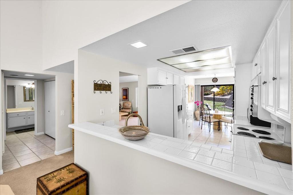 Sommerset So. Palm D - Residential Lease