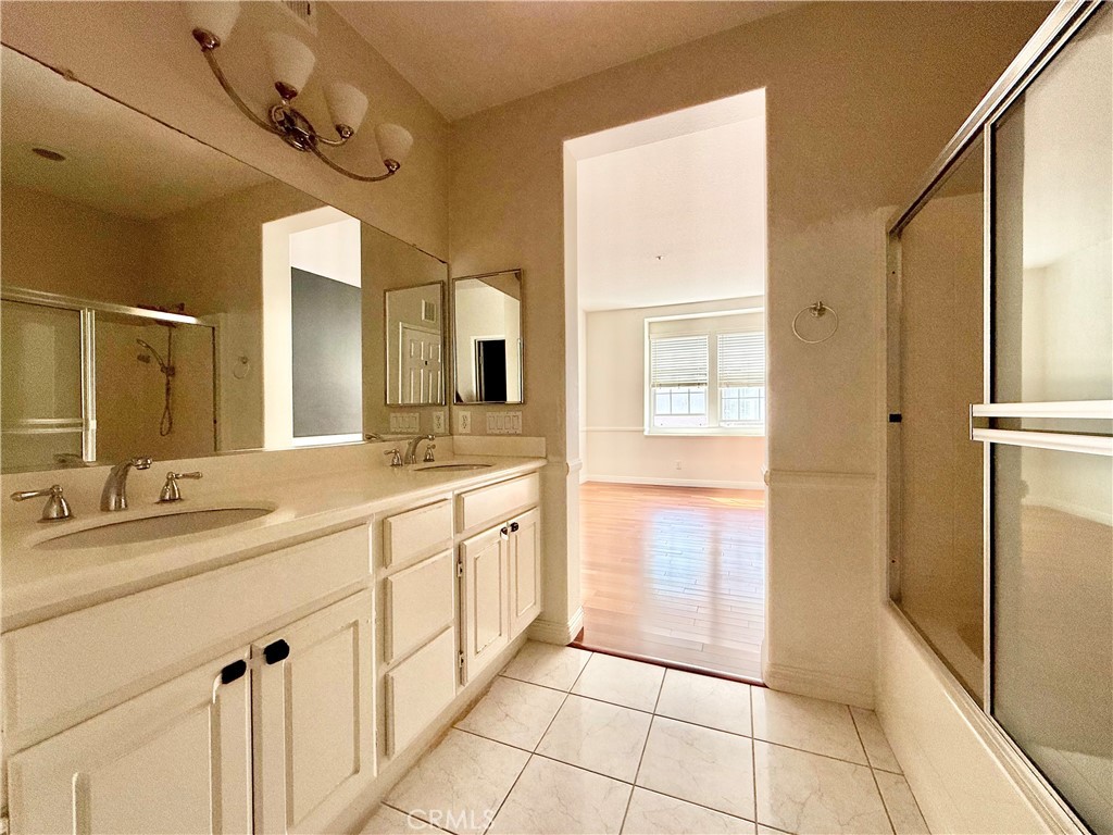 NOrth Park Square - Residential Lease