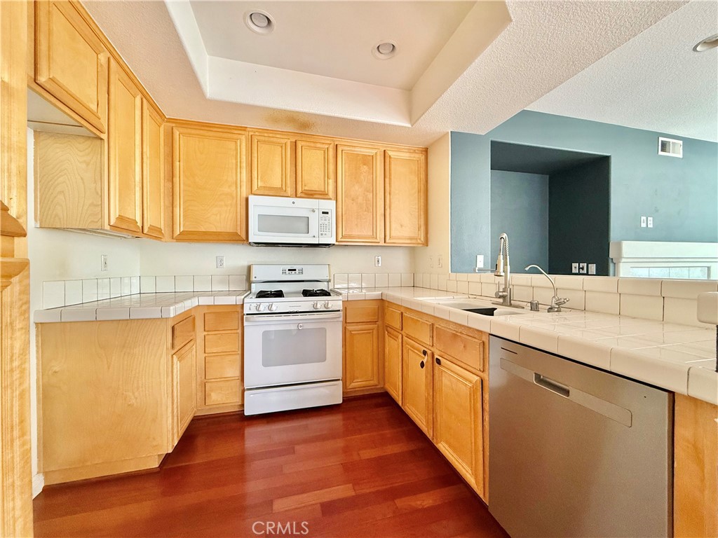 NOrth Park Square - Residential Lease