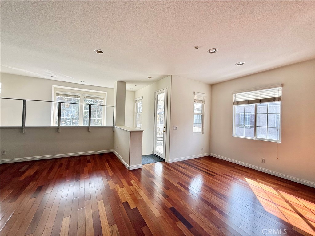 NOrth Park Square - Residential Lease