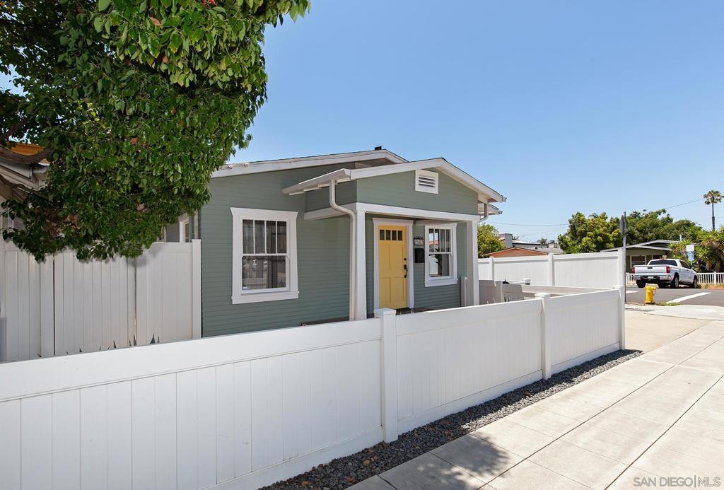 2503 Lincoln Ave