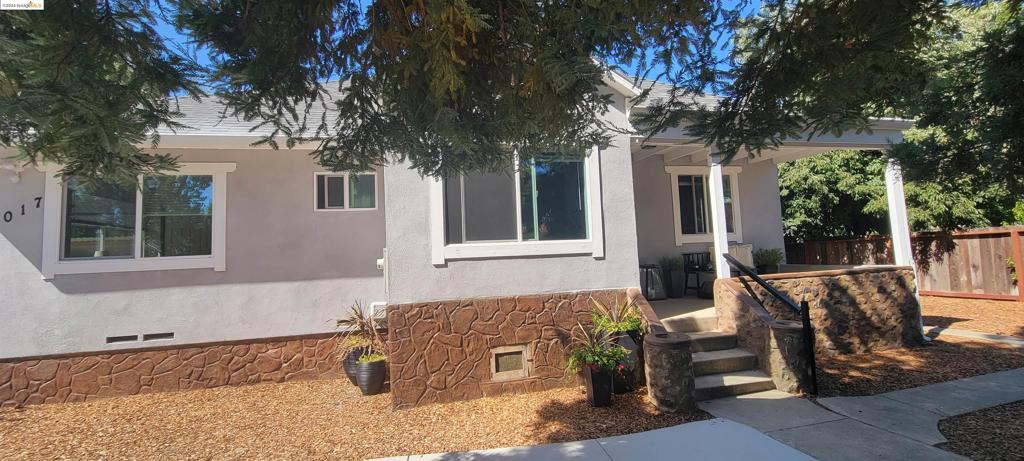 PLEASANTON - Residential